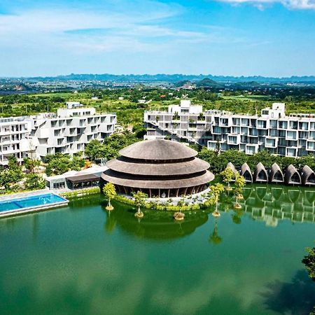 Wyndham Grand Vedana Ninh Binh Resort Buitenkant foto