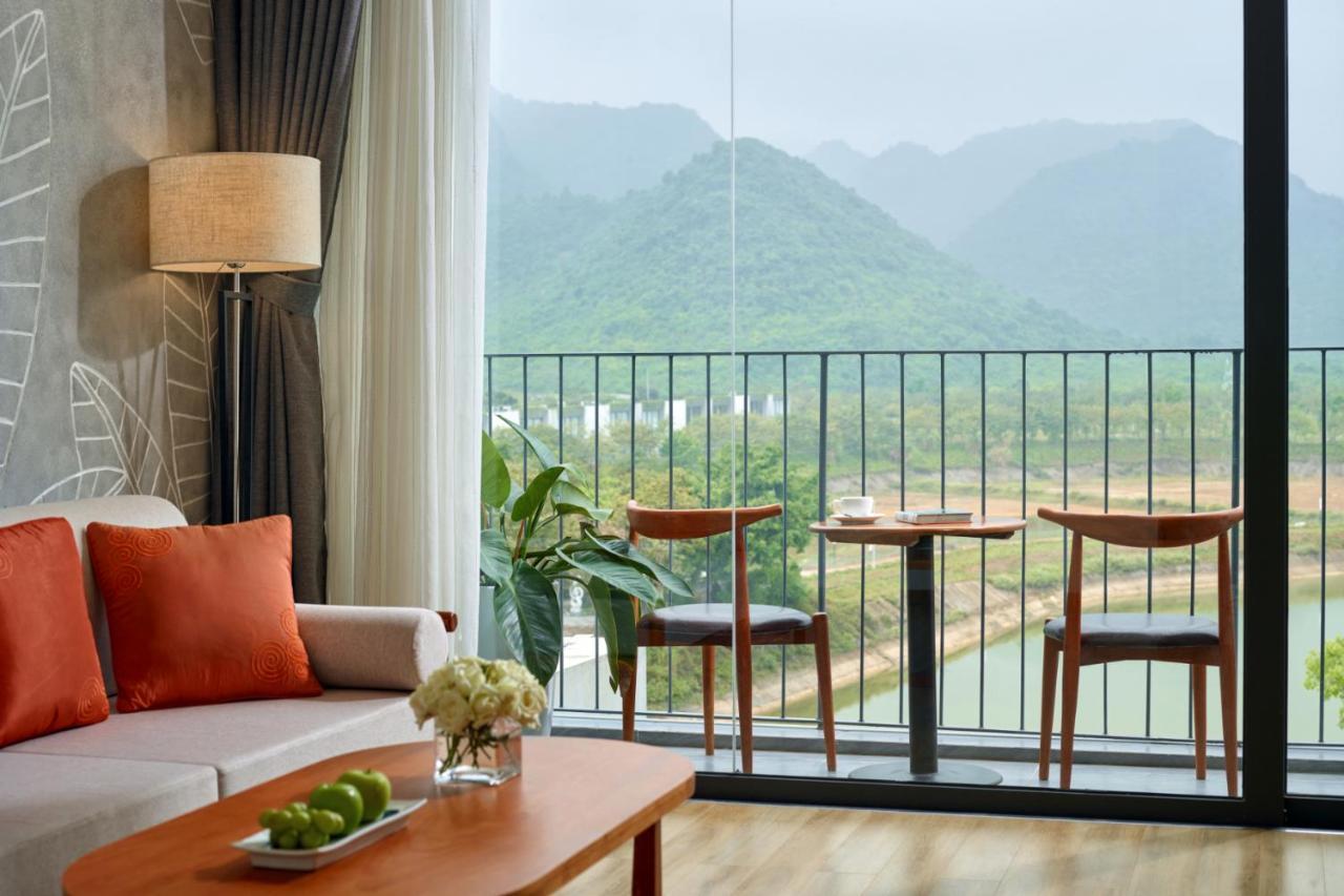Wyndham Grand Vedana Ninh Binh Resort Buitenkant foto