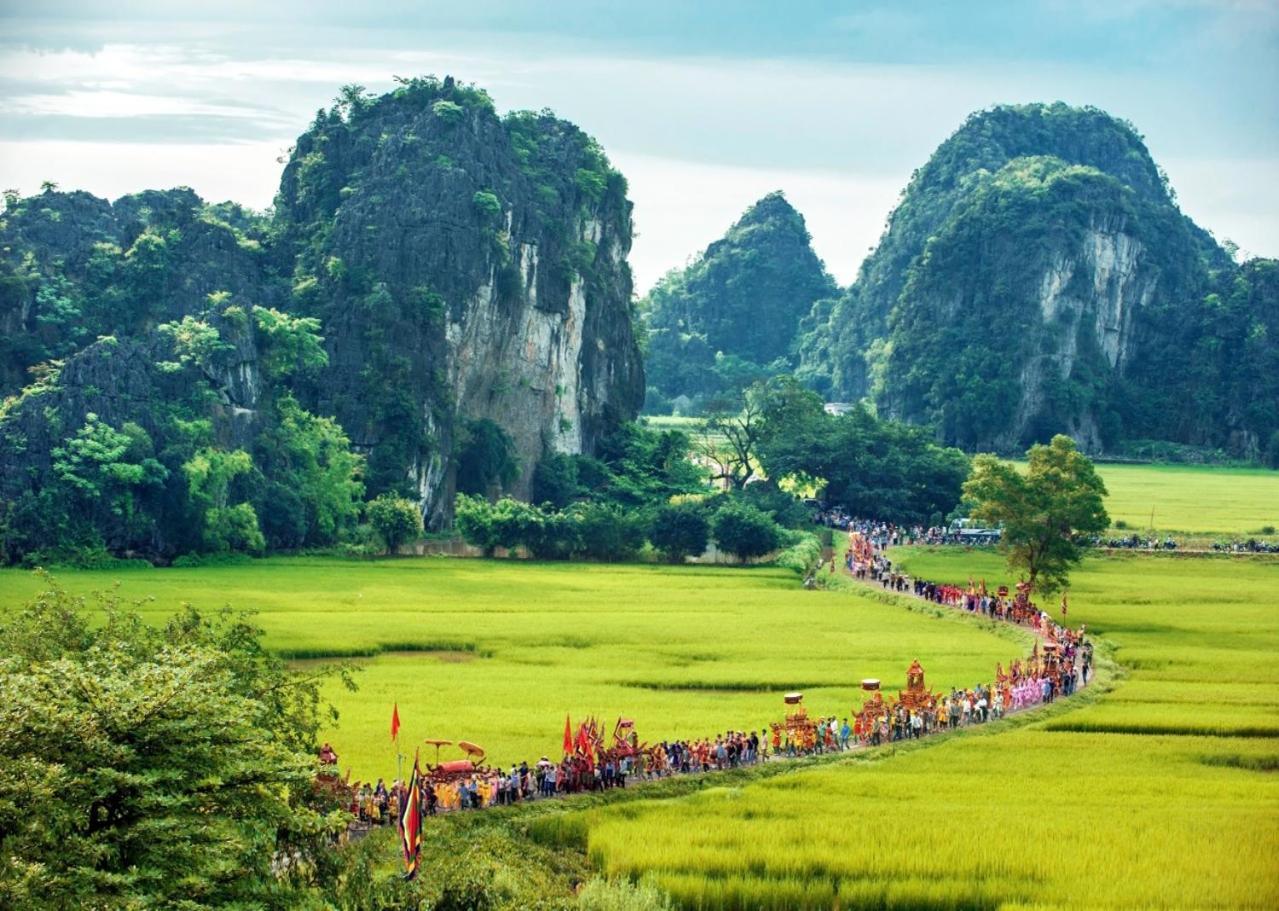 Wyndham Grand Vedana Ninh Binh Resort Buitenkant foto